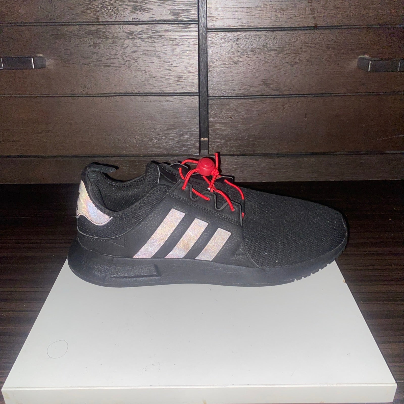 Adidas Men’s Sneakers Running Shoes Black Red Laces