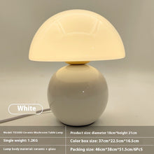 Lámpara de mesa nórdica de cerámica color crema con forma de hongo